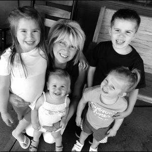 Meet your Posher, Dinah